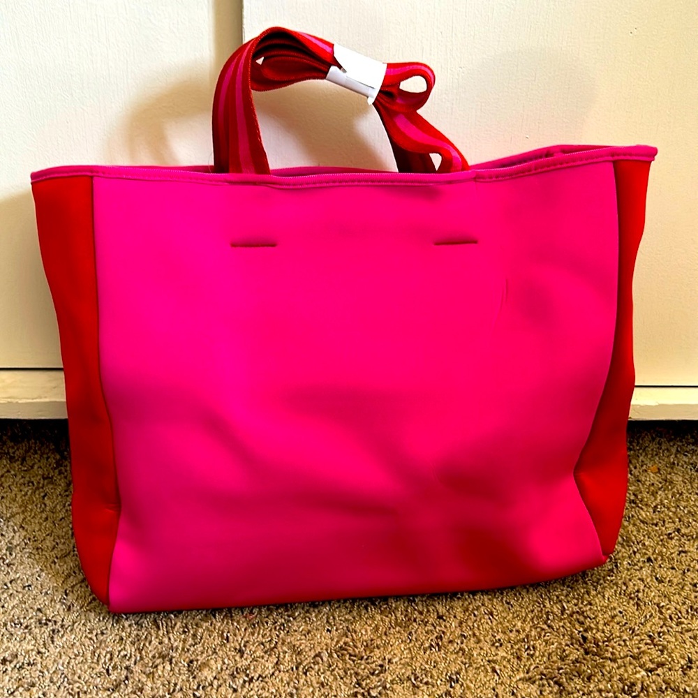 NWT Summersalt neoprene tote bag. Great for summer at the beach.
